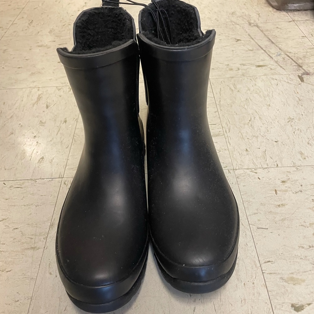 Rain boots new with tags